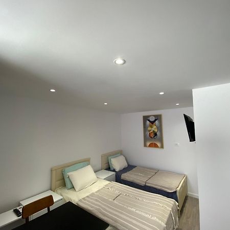 Tirana Center Apartaments מראה חיצוני תמונה